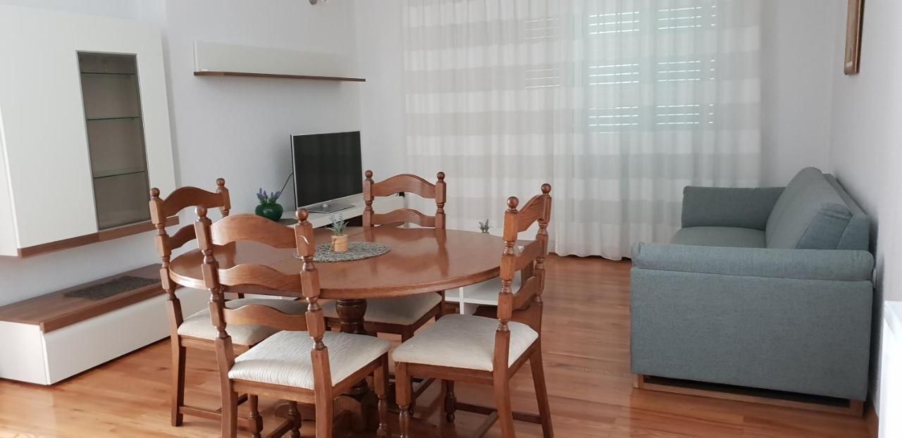 Apartment Nina โนวีวีโนดอลสกี ภายนอก รูปภาพ