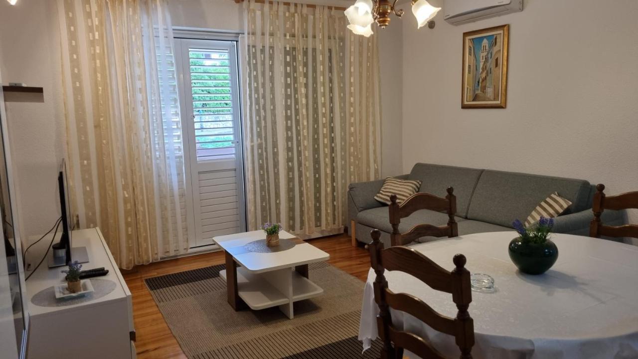 Apartment Nina โนวีวีโนดอลสกี ภายนอก รูปภาพ