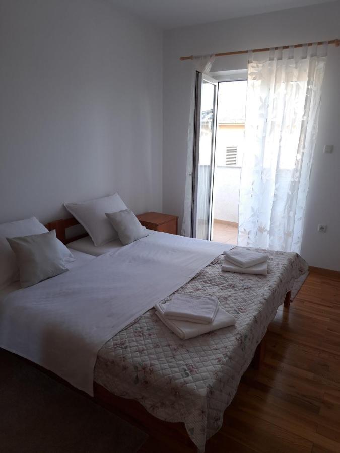 Apartment Nina โนวีวีโนดอลสกี ภายนอก รูปภาพ