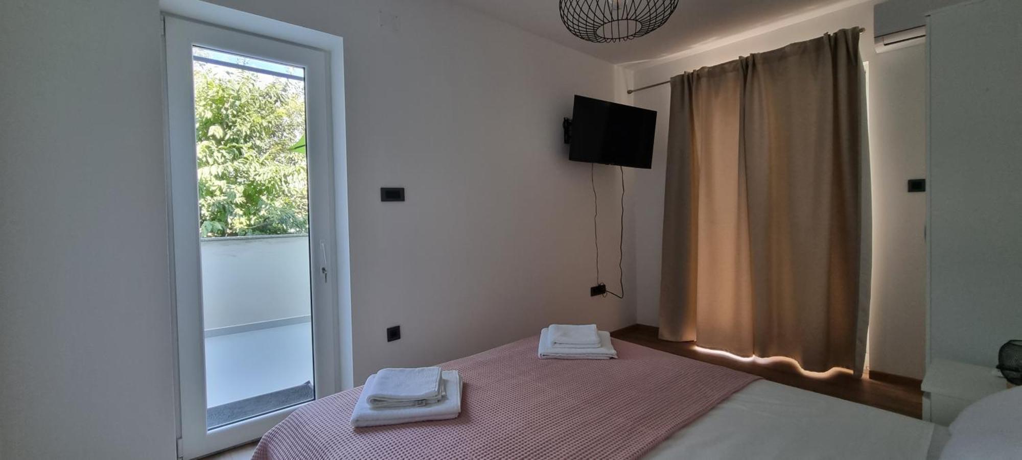 Apartment Nina โนวีวีโนดอลสกี ภายนอก รูปภาพ